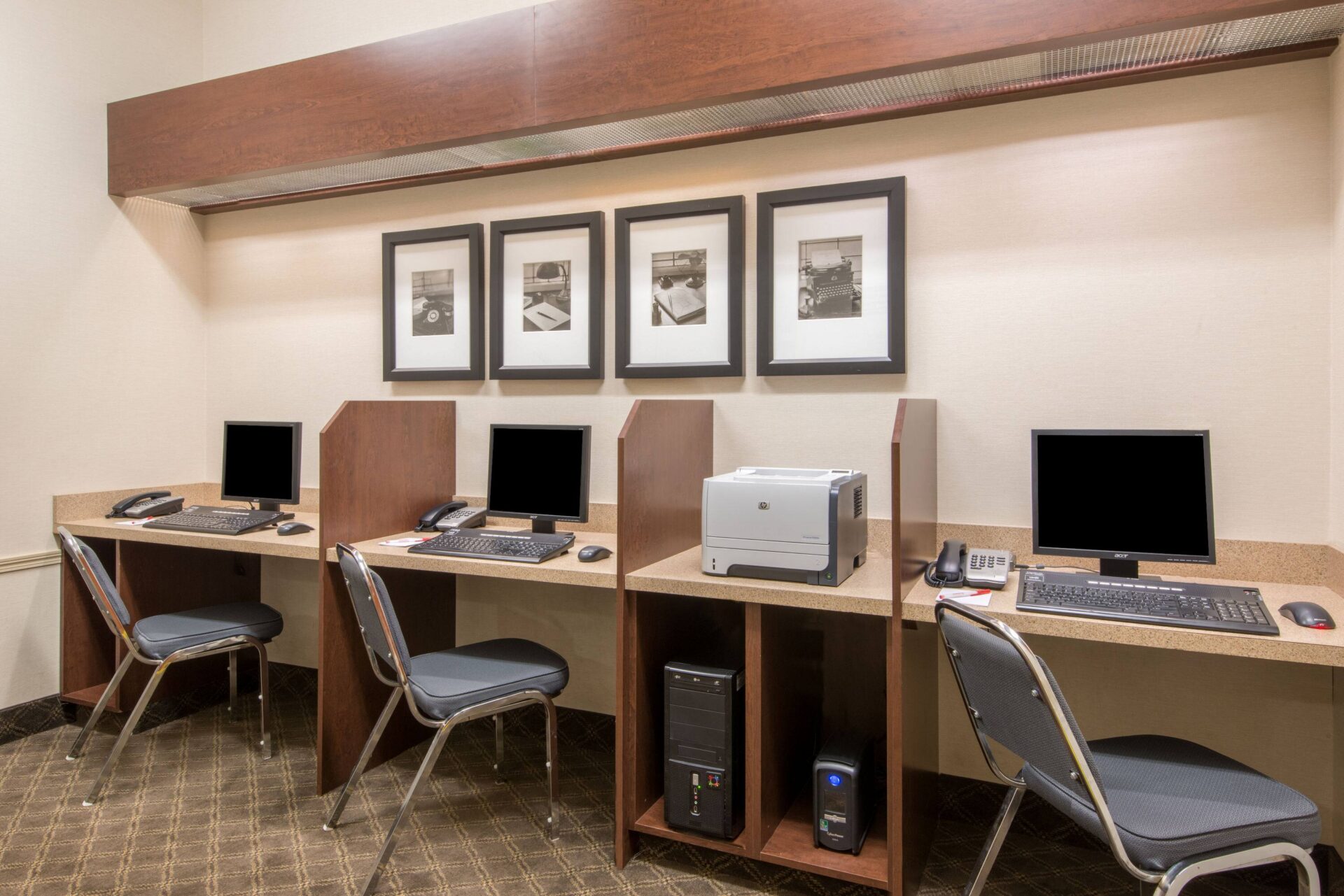 wainwright 26255 business center 1