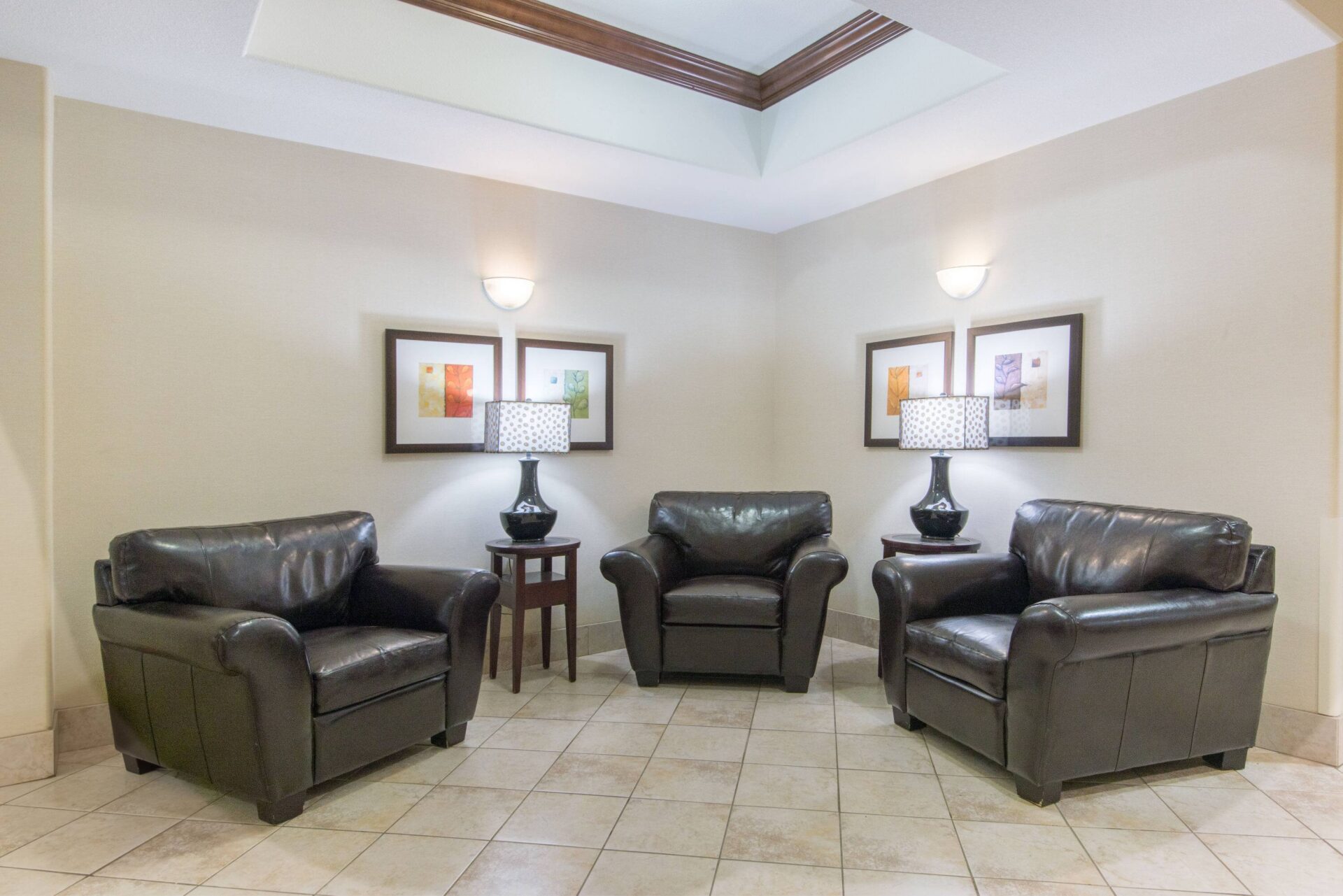 wainwright 26255 lobby view 2